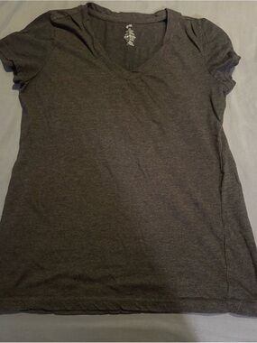 Women's Short Sleeve V-Neck Tee in Dark Gray